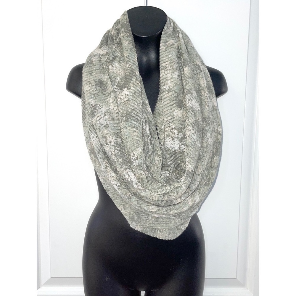 Sage scarf